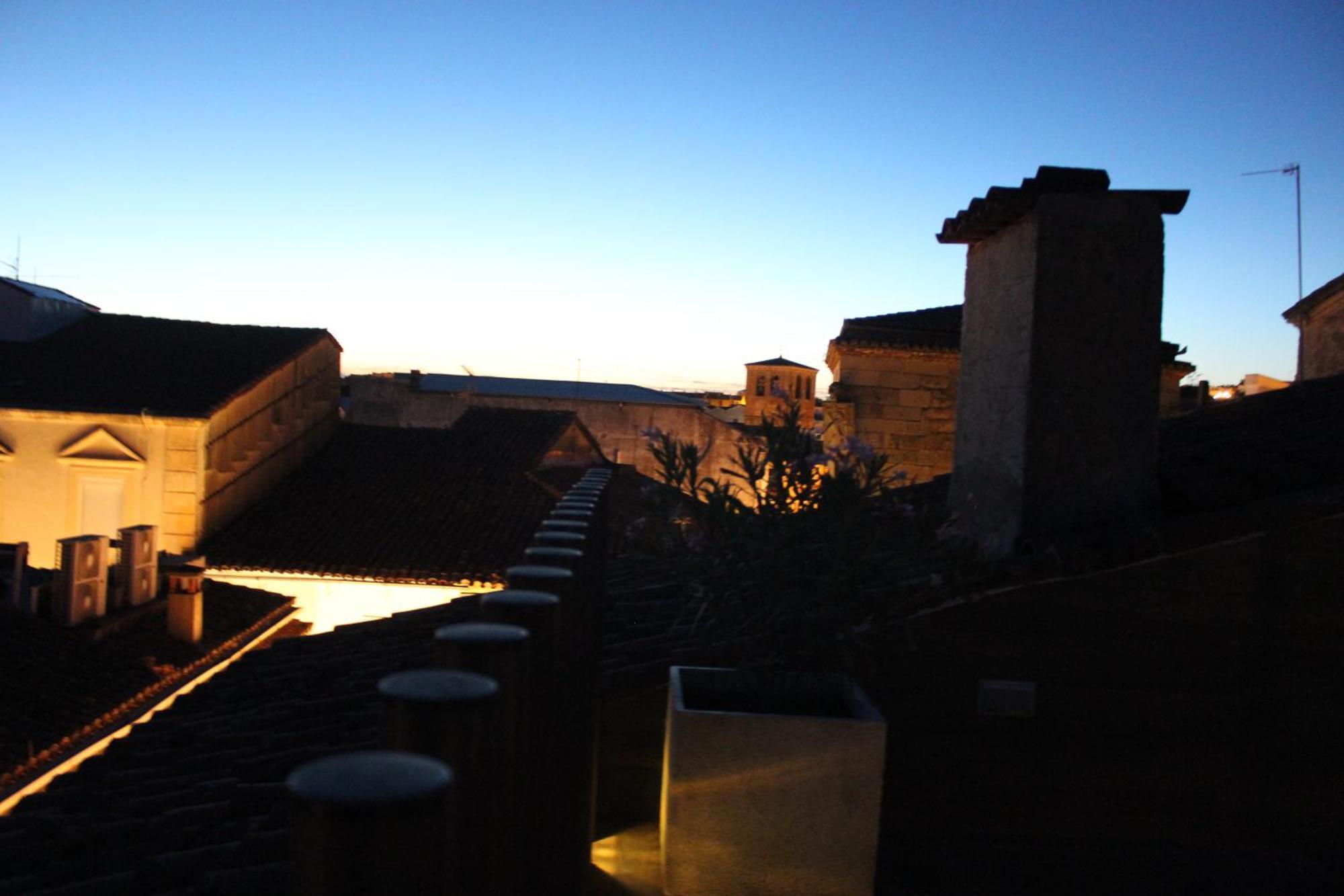Skyline Plasencia Exterior photo